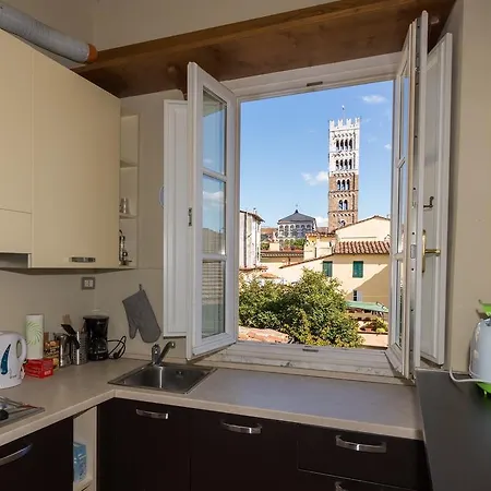 Il Duomo アパート ルッカ